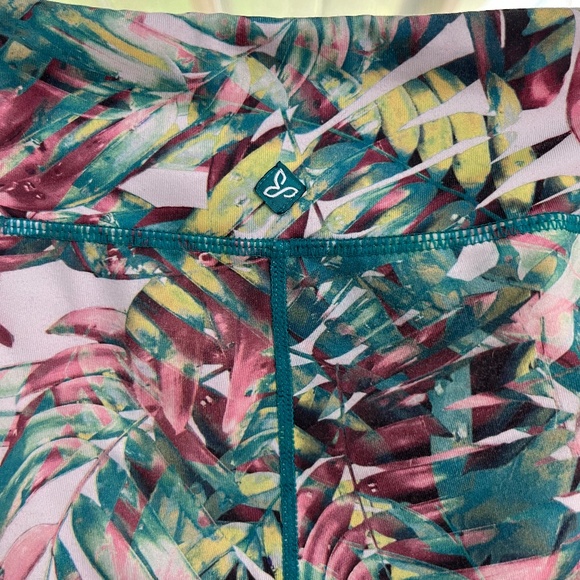 Prana Palm Leaf Crop Yoga Pant/Legging Size Large - Picture 7 of 8